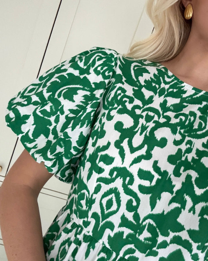 Y.A.S kjole greena ss ankle star white greena