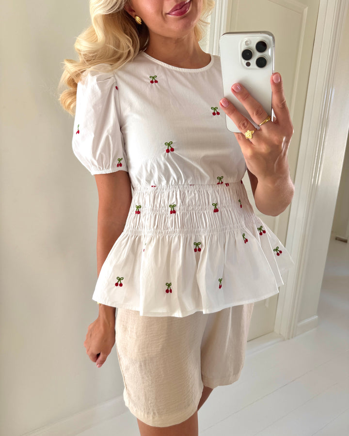 A-View top leonore white