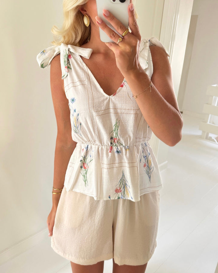 Vero Moda top jamie else sl tie snow white/else
