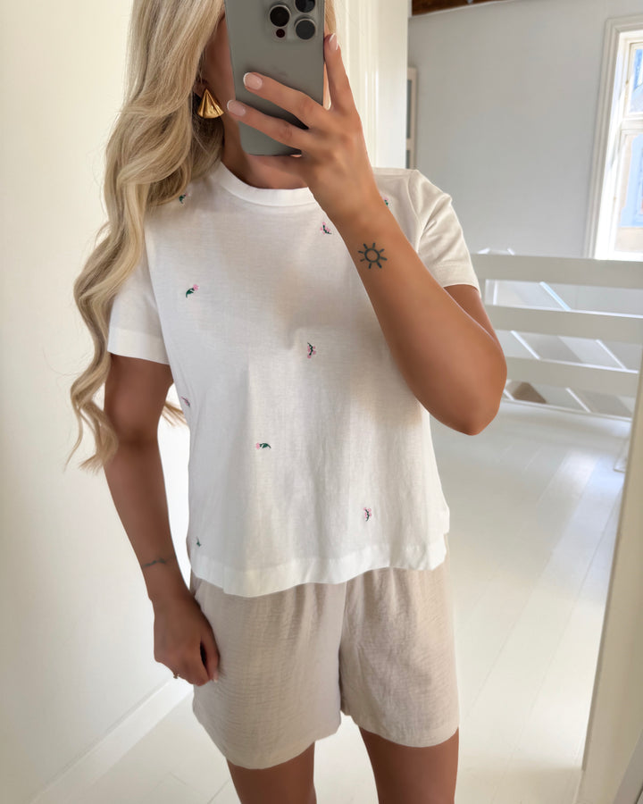 Vero Moda t-shirt solvei mette ss snow white/flowers