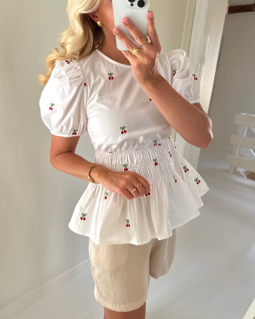 A-View top leonore white