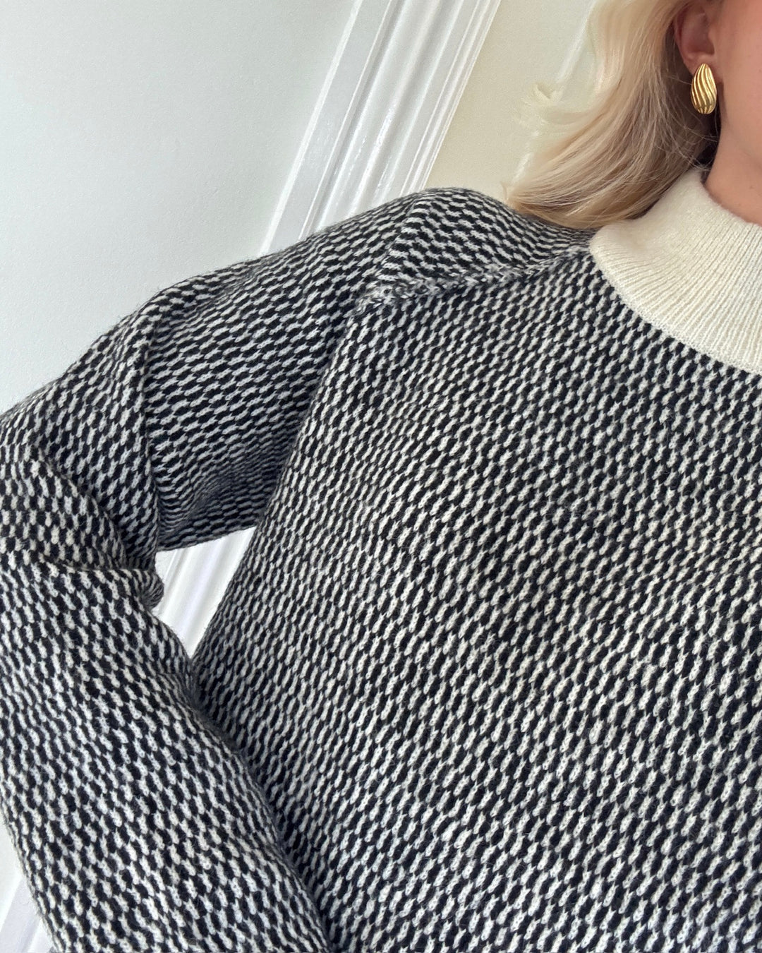 Vero Moda striktrøje felize ls high neck birch w. black