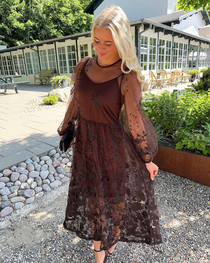 A-View kjole fuschia dark brown