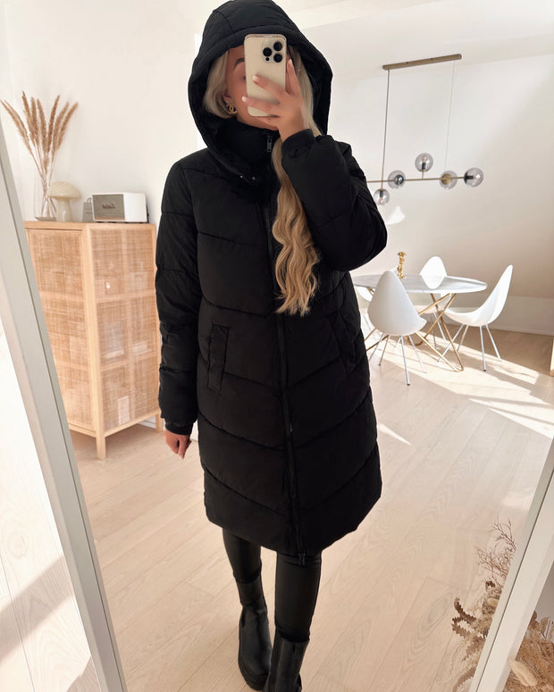 Jamilla long puffer jacket black - FORUDBESTILLING LEV. UGE 49/50