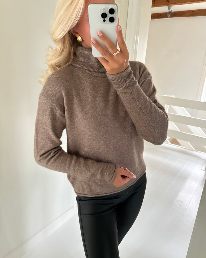 Vero Moda striktrøje kaden brown lentil/melange