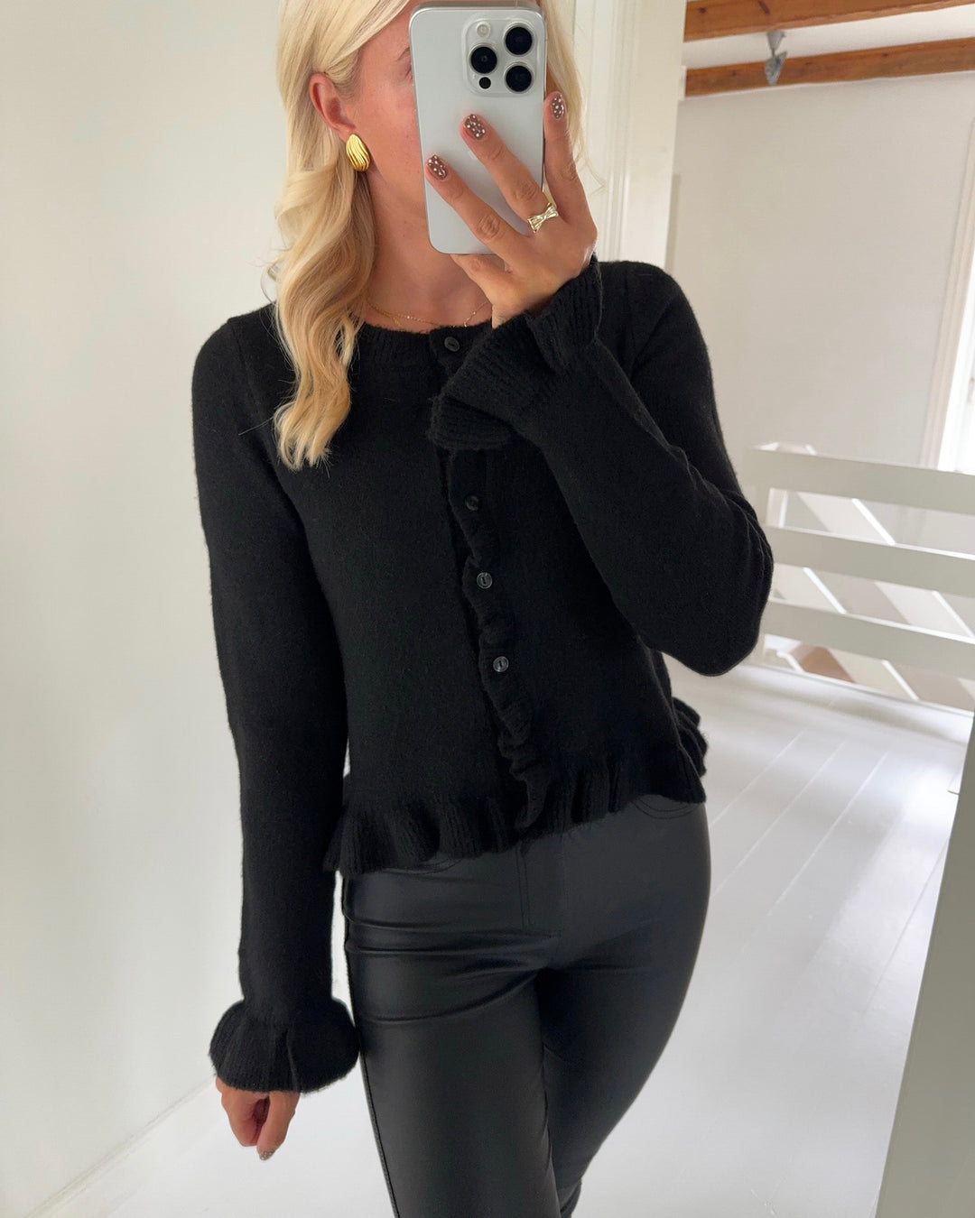 Only cardigan rima life ls frill button black/dtm button