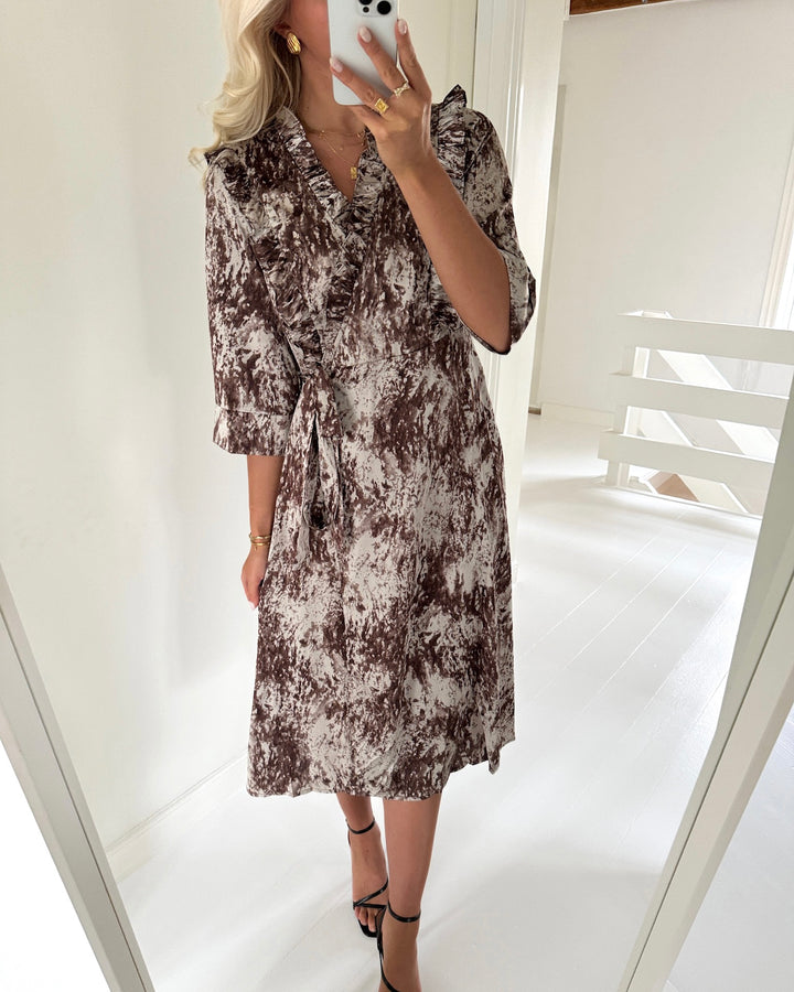 Love&Divine kjole love1381 brown graphic