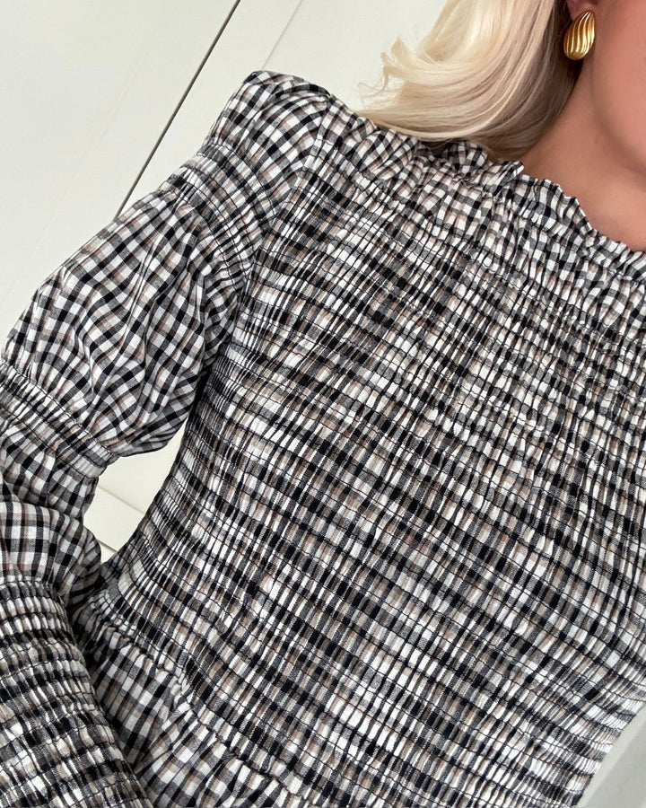 Y.A.S kjole chemma ls smoch midi eggnog/checks - FORUDBESTILLING LEV. UGE 50