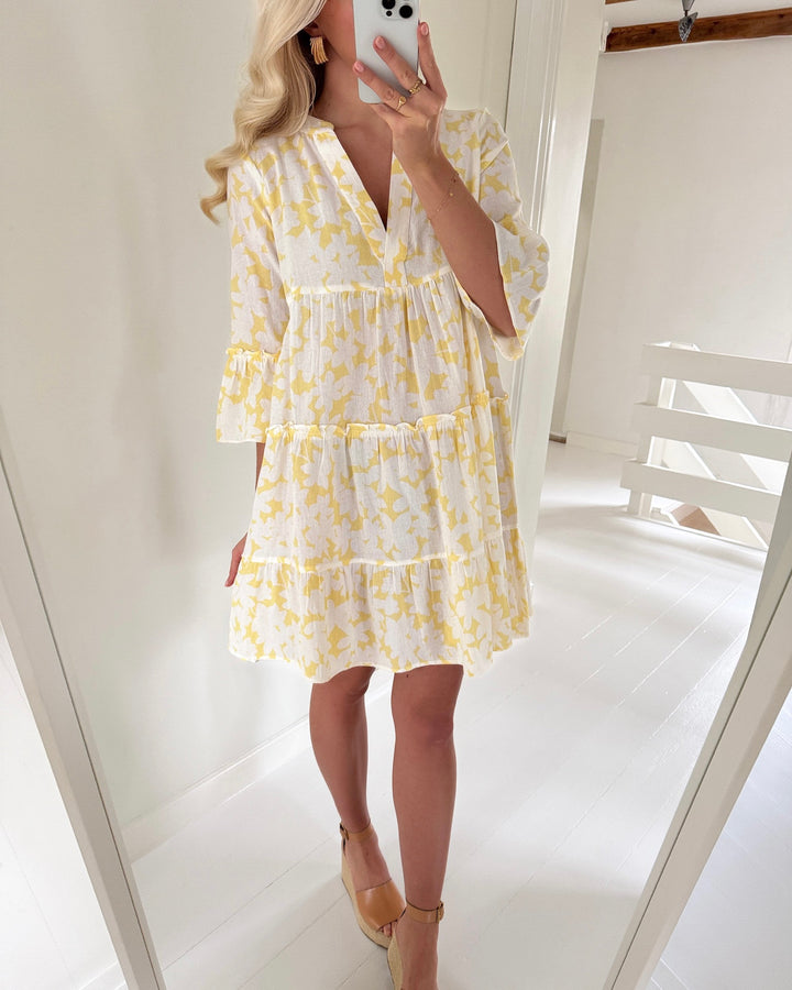 Vero Moda kjole dicthe 3/4 golden haze/small loa