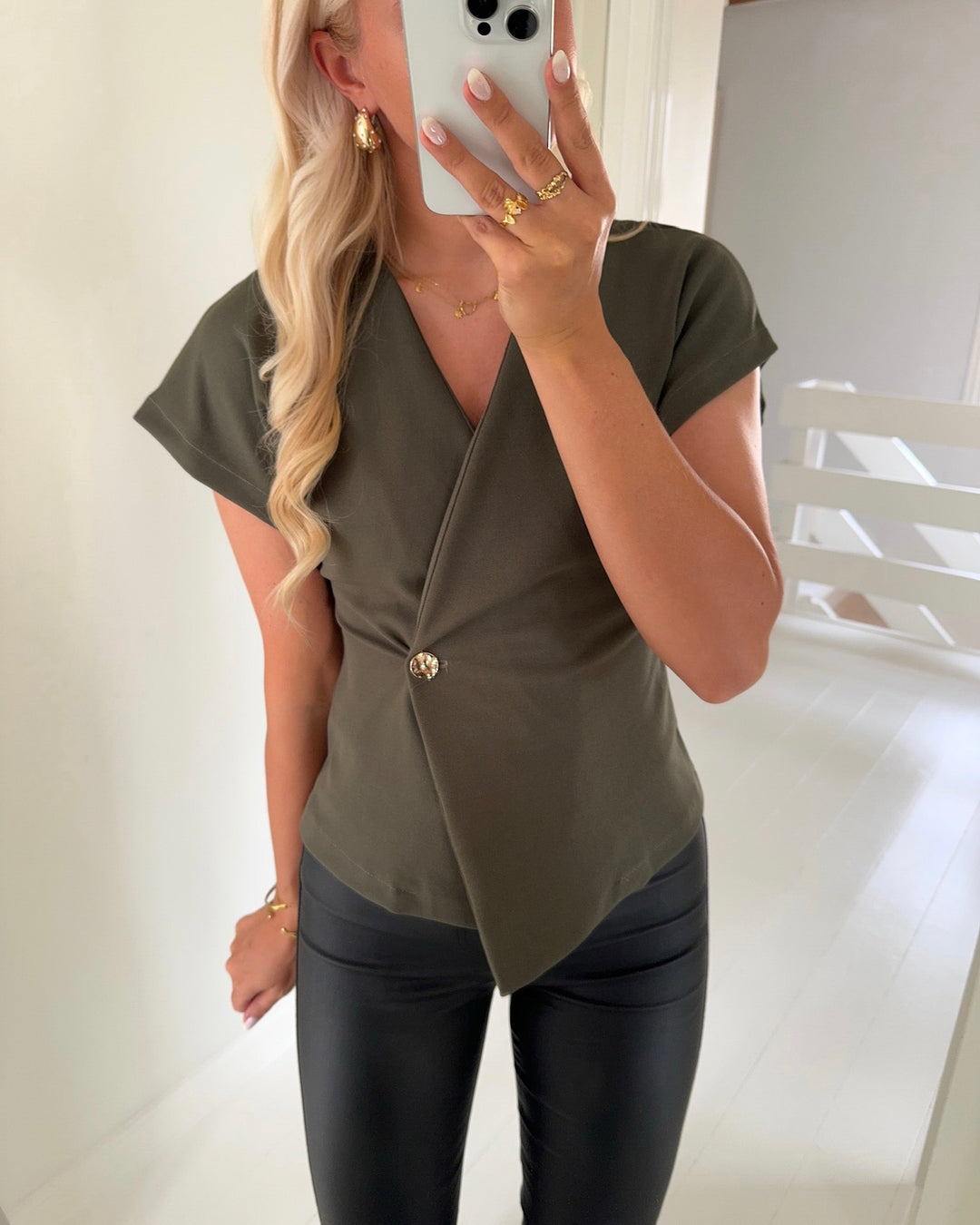 Sister’s Point top gevela-ve khaki green - FORUDBESTILLING LEV. UGE 37