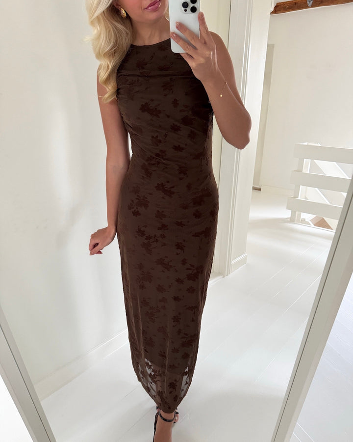 JDY kjole ruby sl rouching flock chocolate brown/big flower - FORUDBESTILLING LEV. UGE 5