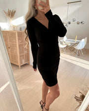 Dinna l/s short dress black - FORUDBESTILLING LEV. UGE 49/50