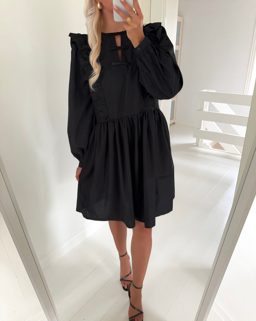 Stories from the Atelier kjole dream black