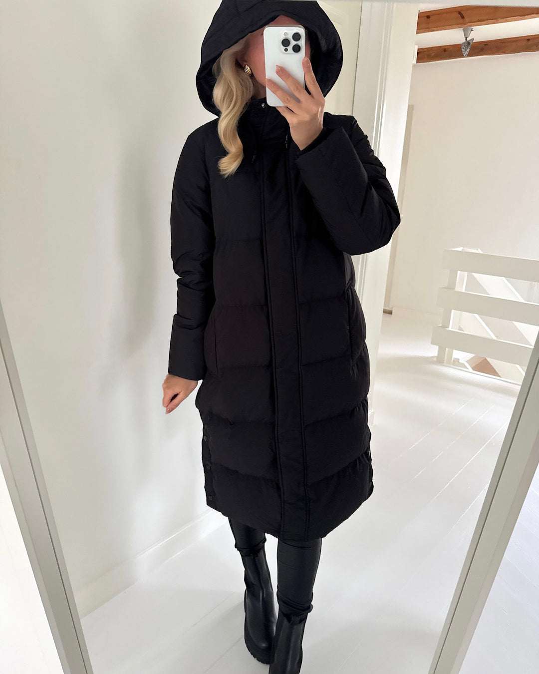 Vero Moda dunjakke ericaholly long down black