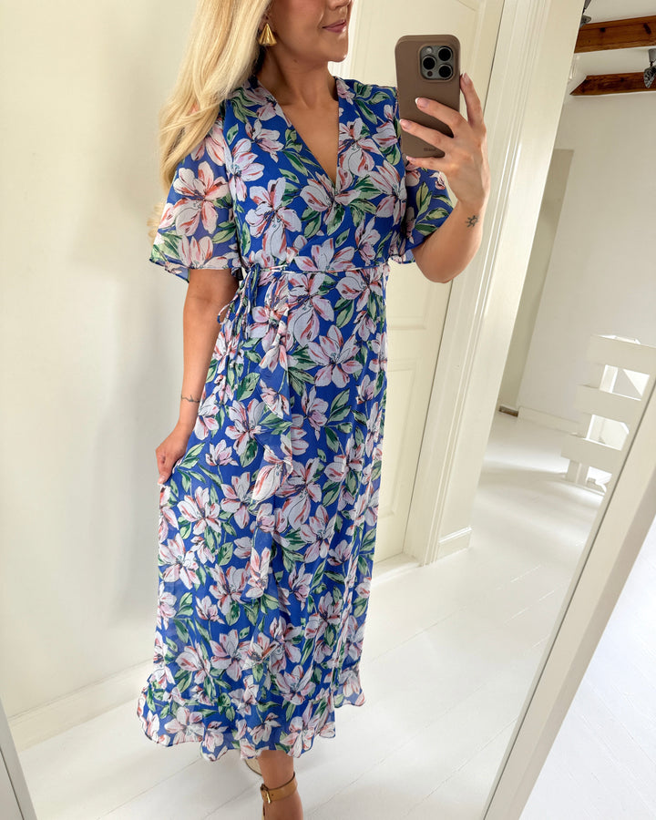 Vero Moda kjole zille 2/4 wrap maxi dazzling blue/big flower