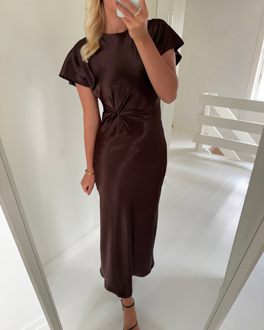 Sister's Point kjole gista-dr3 brown - FORUDBESTILLING LEV. UGE 45