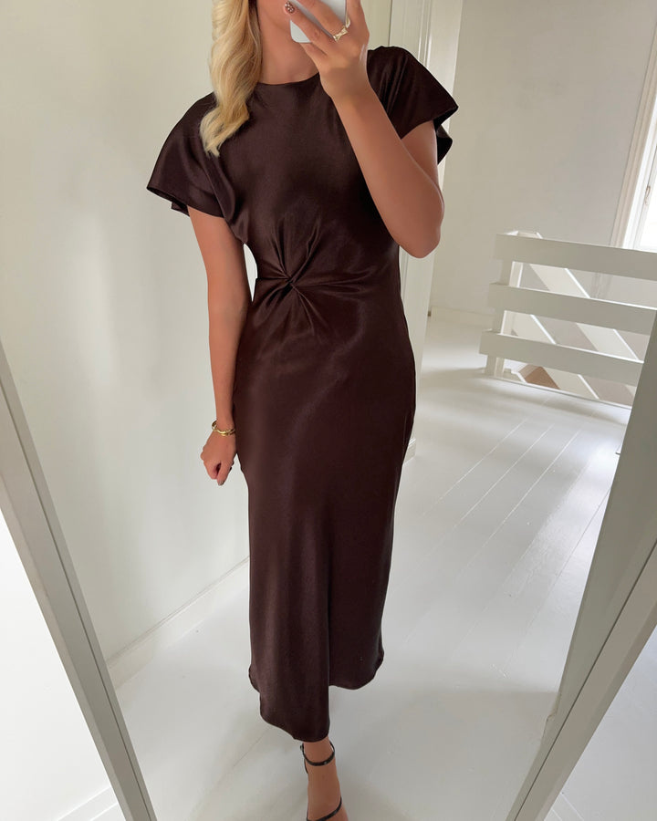 Sister's Point kjole gista-dr3 brown - FORUDBESTILLING LEV. UGE 45