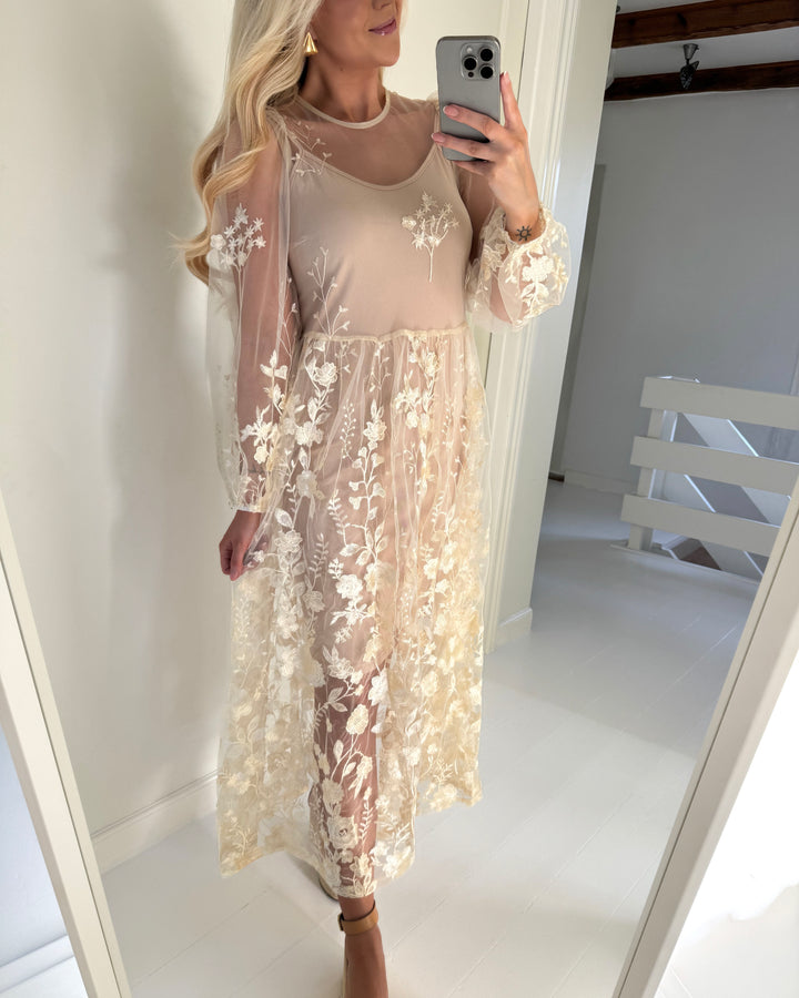 A-View kjole fuschia pale yellow