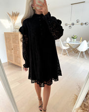 Josa ls high neck lace dress black