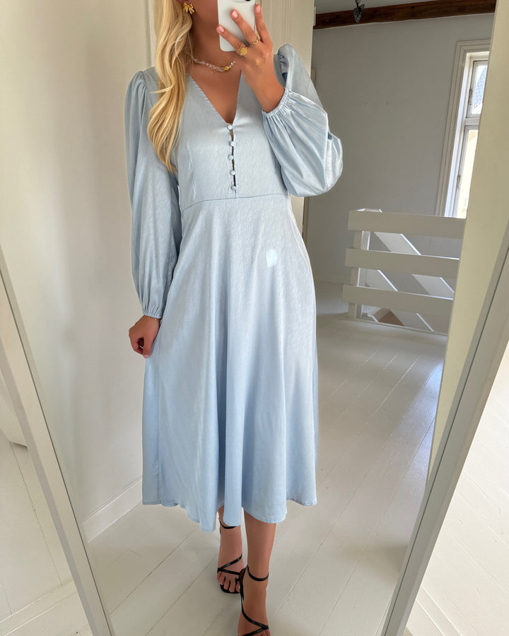 A-View kjole enitta light blue