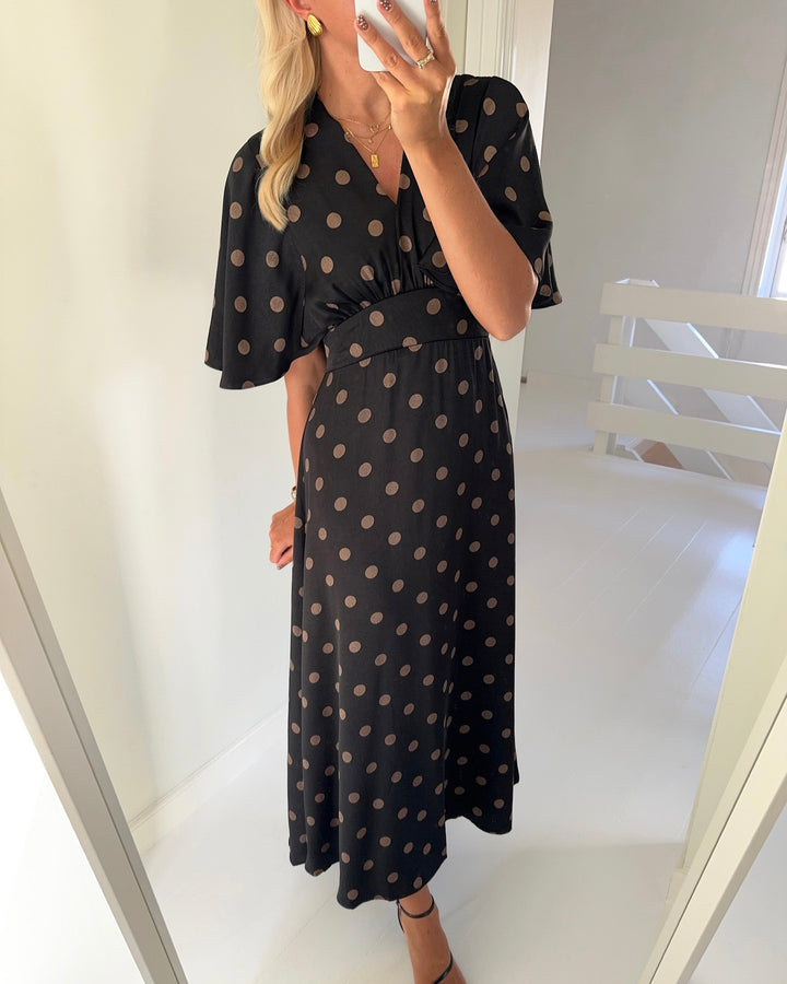 Sister's Point kjole gisela-dr black dot