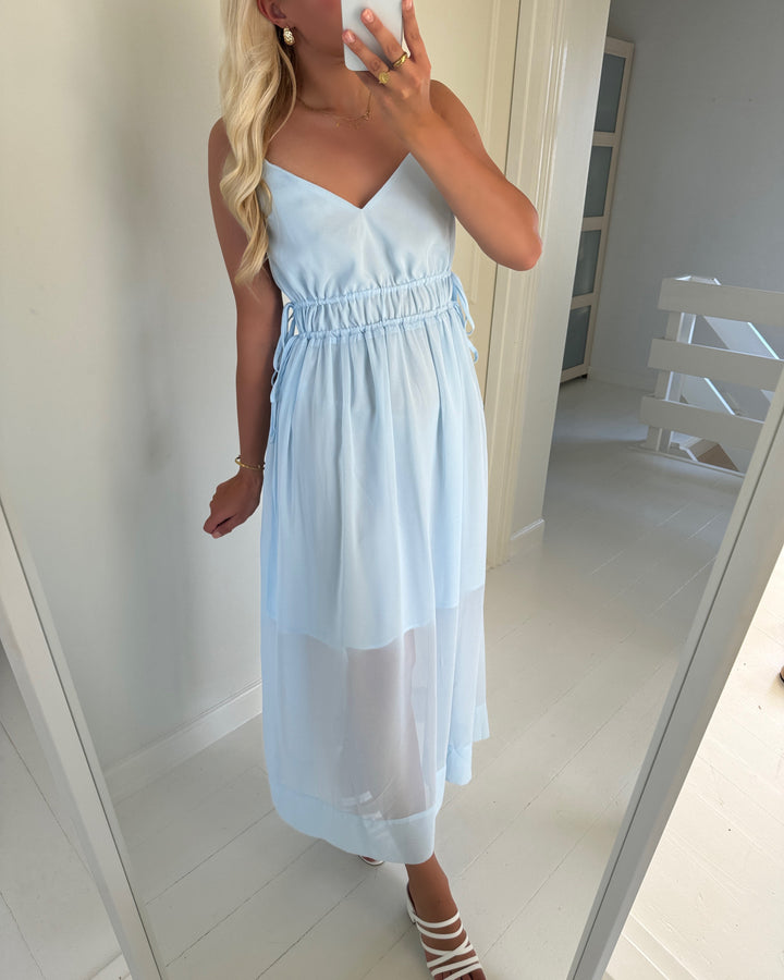 Pieces kjole fae sl v-neck ankle d2d wvn fsy cashmere blue