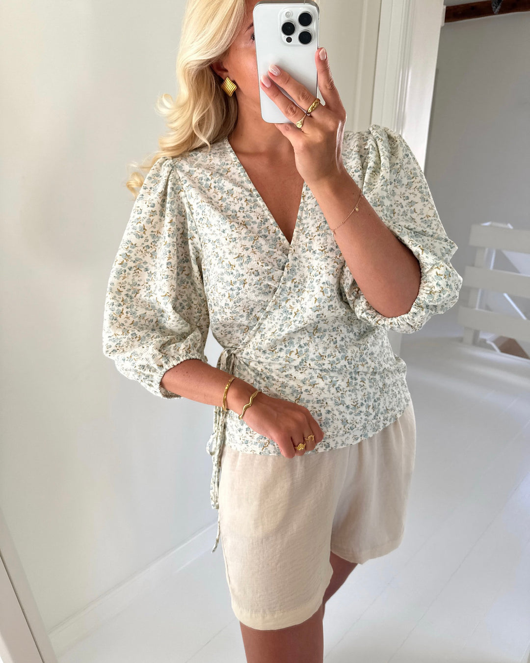 A-View bluse rebekka print pale mint/off white