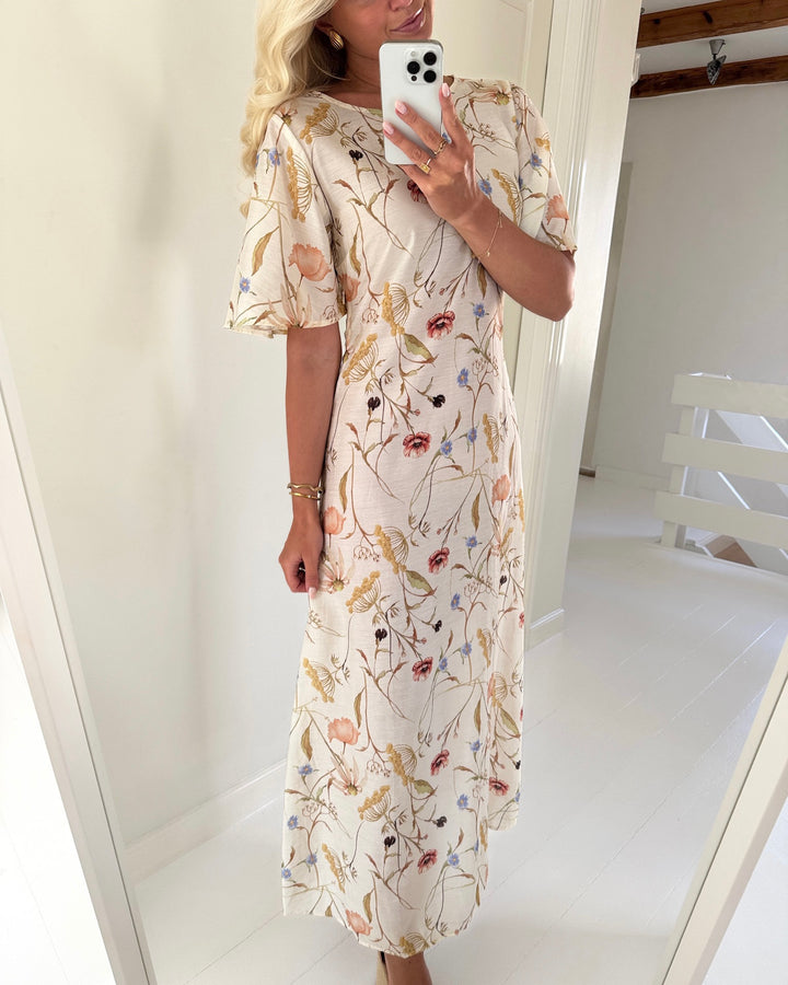 JDY kjole ace life ss long pristine meadow flowers - FORUDBESTILLING LEV. UGE 17