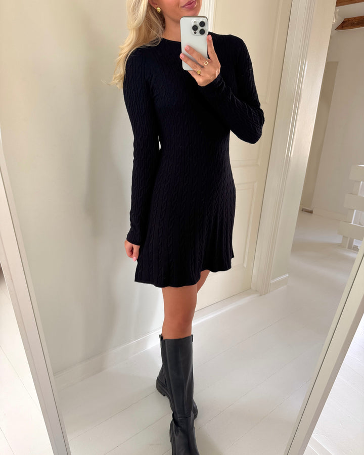 Only kjole ibi ls o-neck black