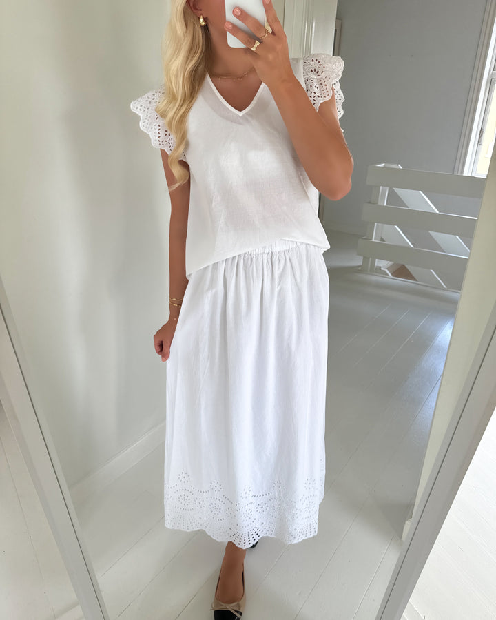 Only nederdel lou life emb long bright white