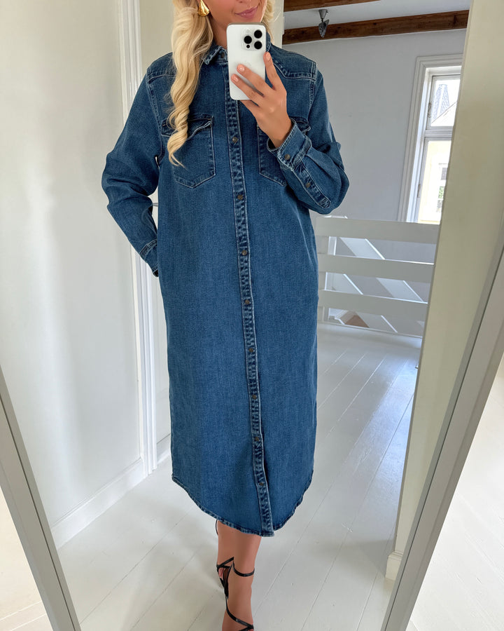 Sister's Point skjortekjole onea-l.dr mid blue wash