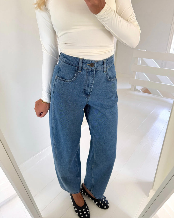 Y.A.S jeans camea hw barrel ankle light blue denim
