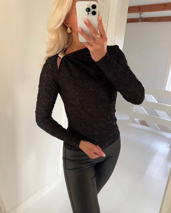 Sister's Point bluse vieda-ls black - FORUDBESTILLING LEV. UGE 1