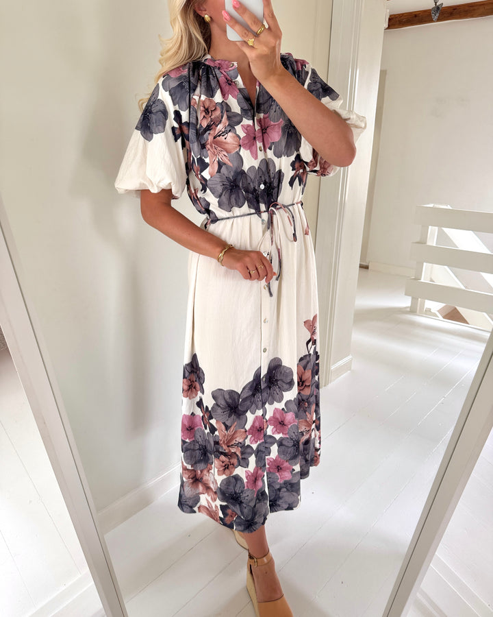 Sister's Point kjole elice-dr1 cream flower