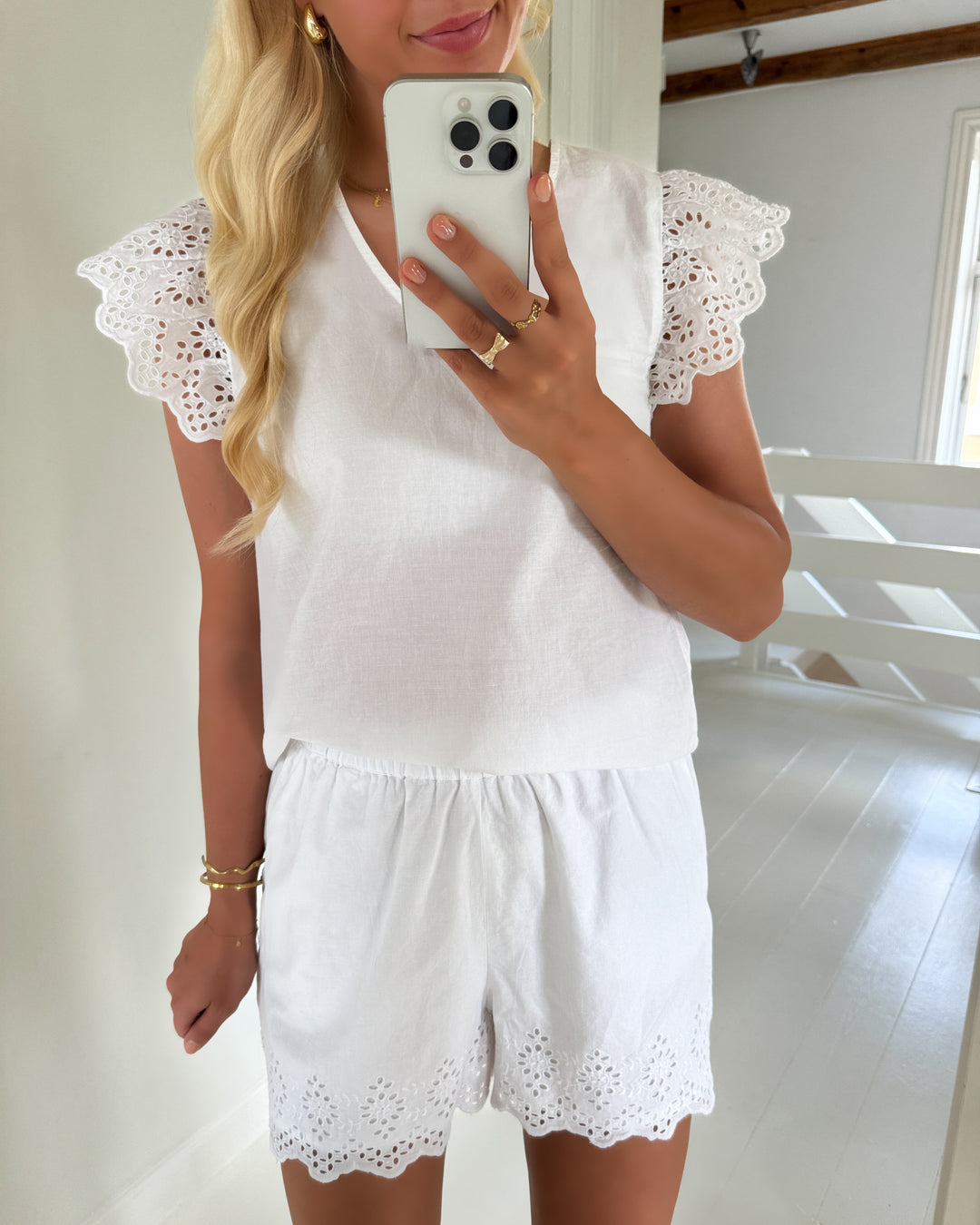 Only top lou life em ss frill bright white