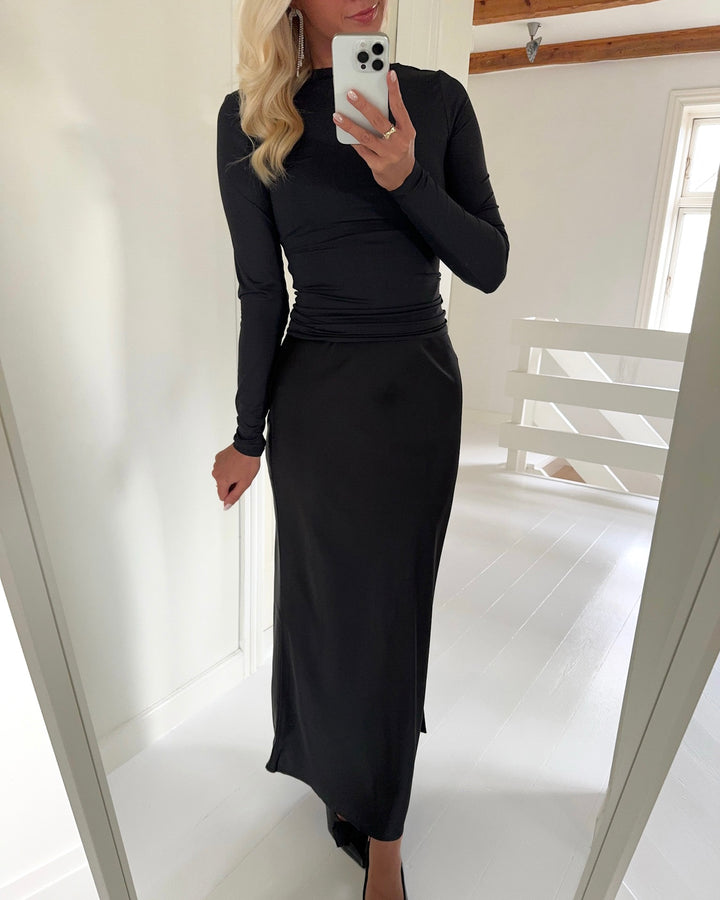 Y.A.S pella nederdel hw maxi black