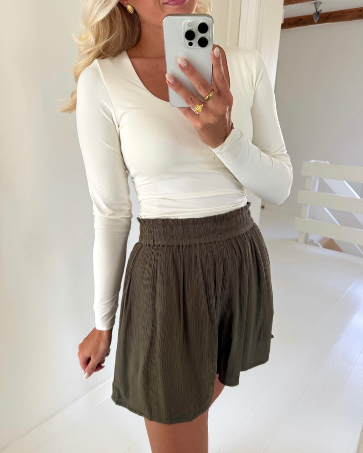 Sister's Point shorts imsa-sho khaki