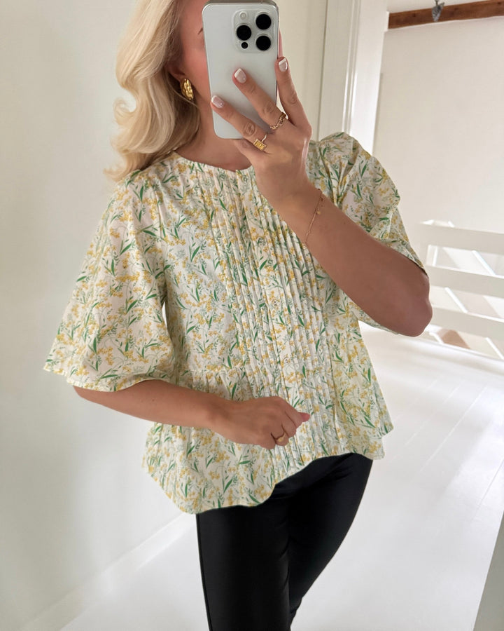 Love&Divine bluse love1372 yellow flower