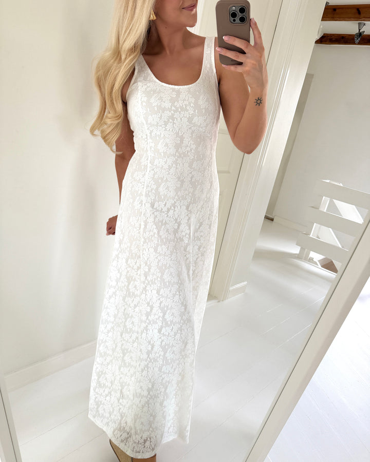 Vero Moda kjole salina sl lace cloud dancer