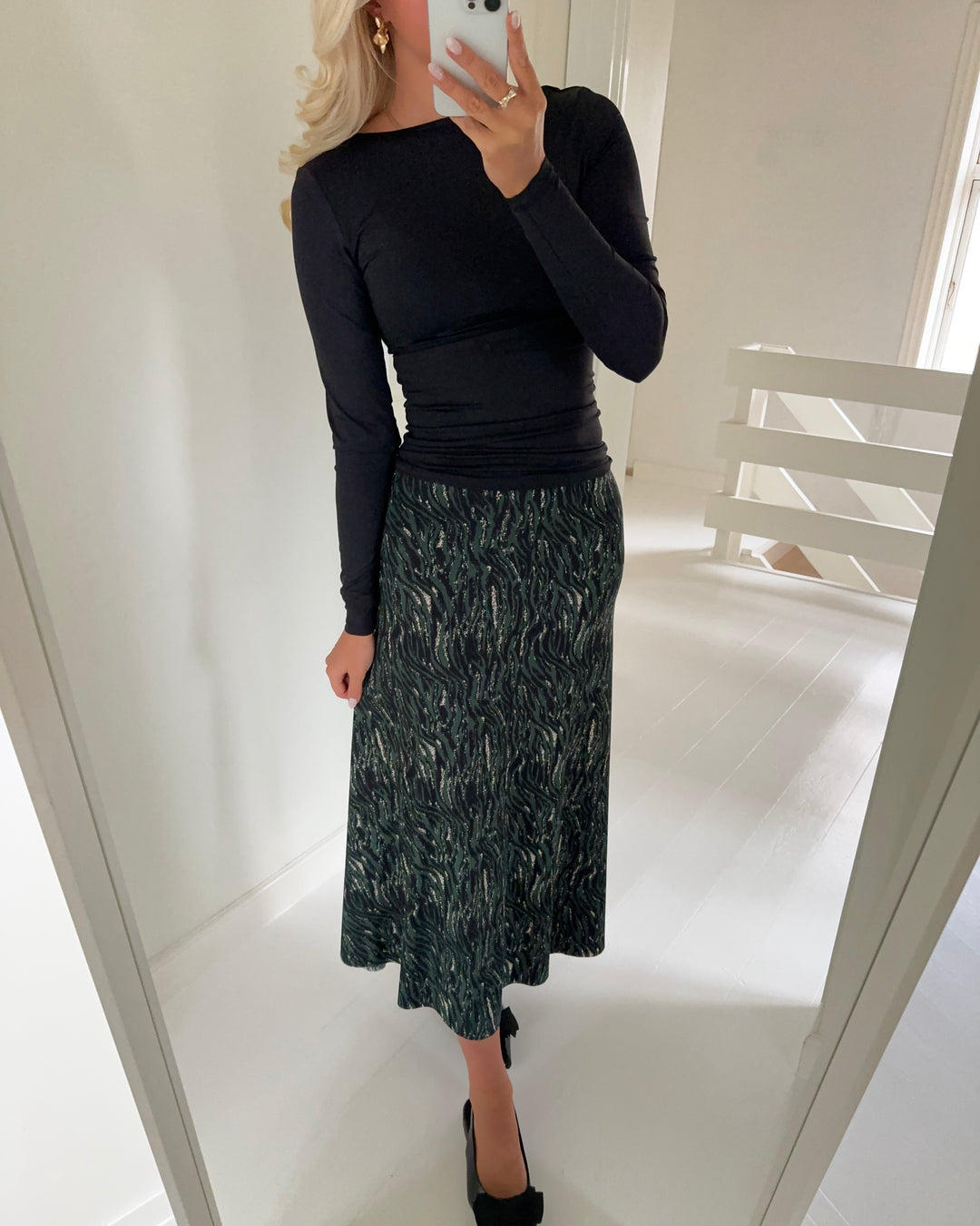 Sister's Point nederdel vya hunter green/zebra