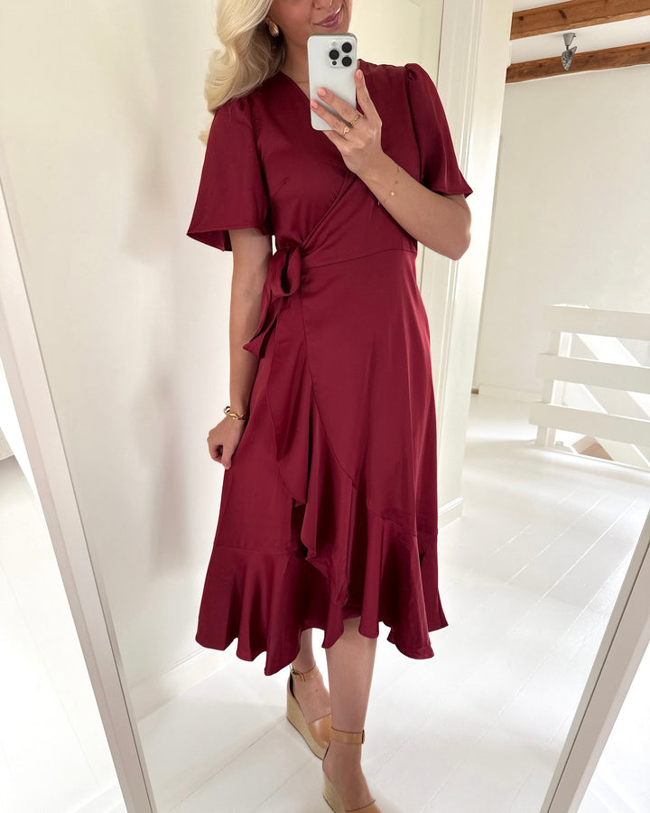 Y.A.S kjole thea 2/4 midi wrap tibetan red