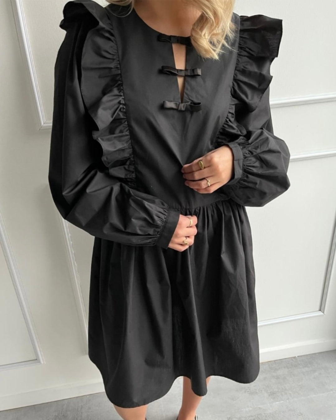 Stories from the Atelier kjole dream black