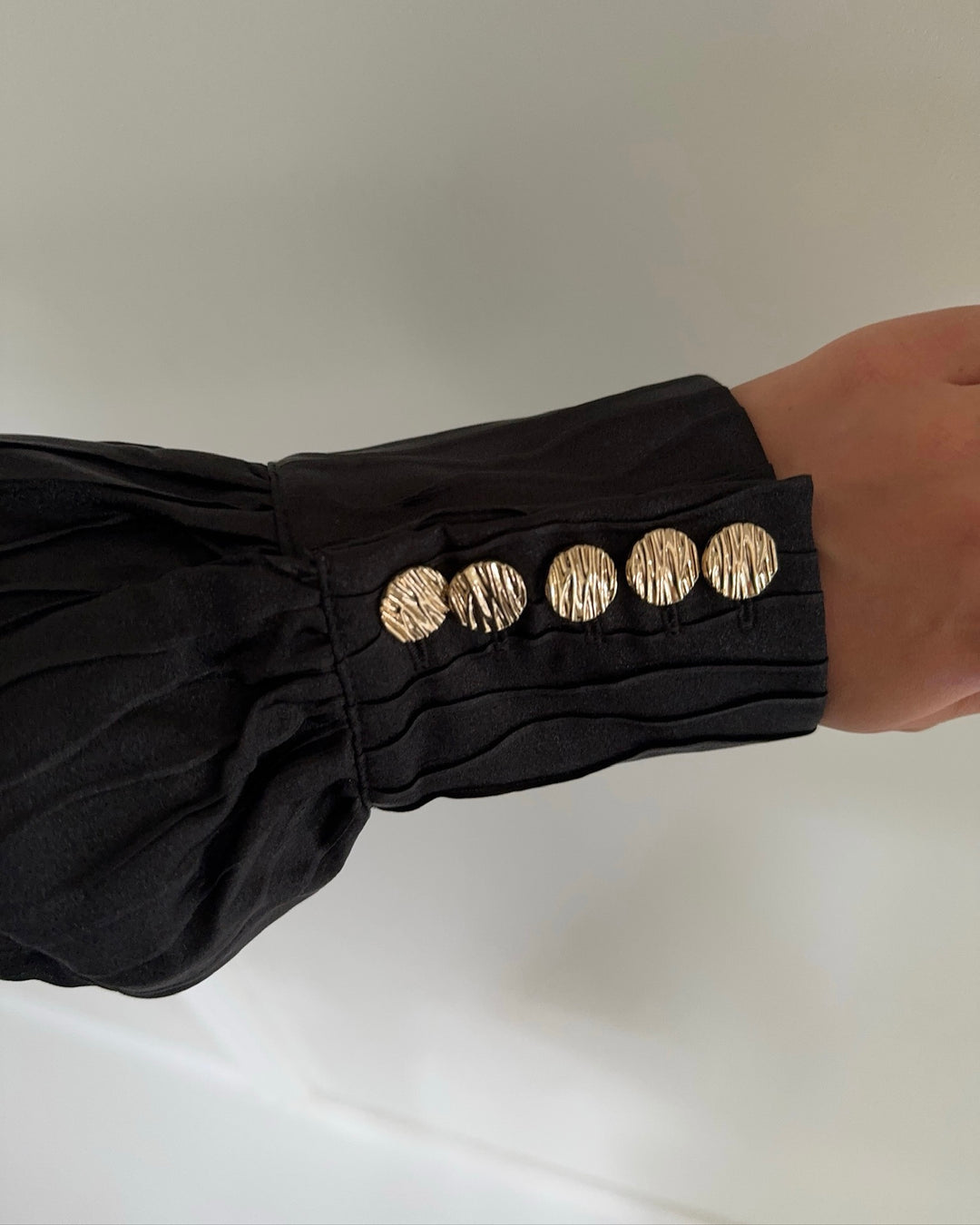 Y.A.S kjole ripple ls black - FORUDBESTILLING LEV. UGE 50