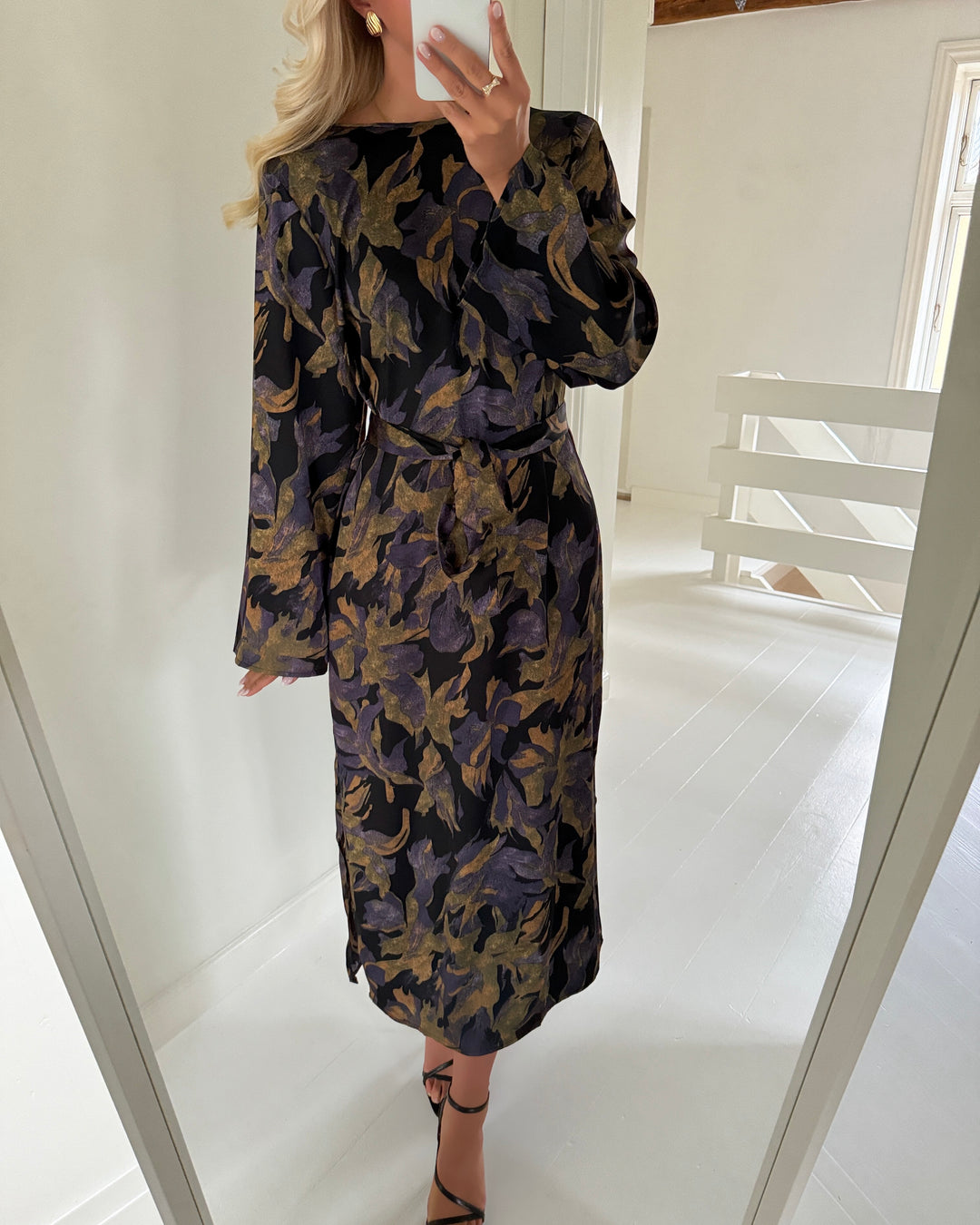 Love&Divine kjole love1421 black flower