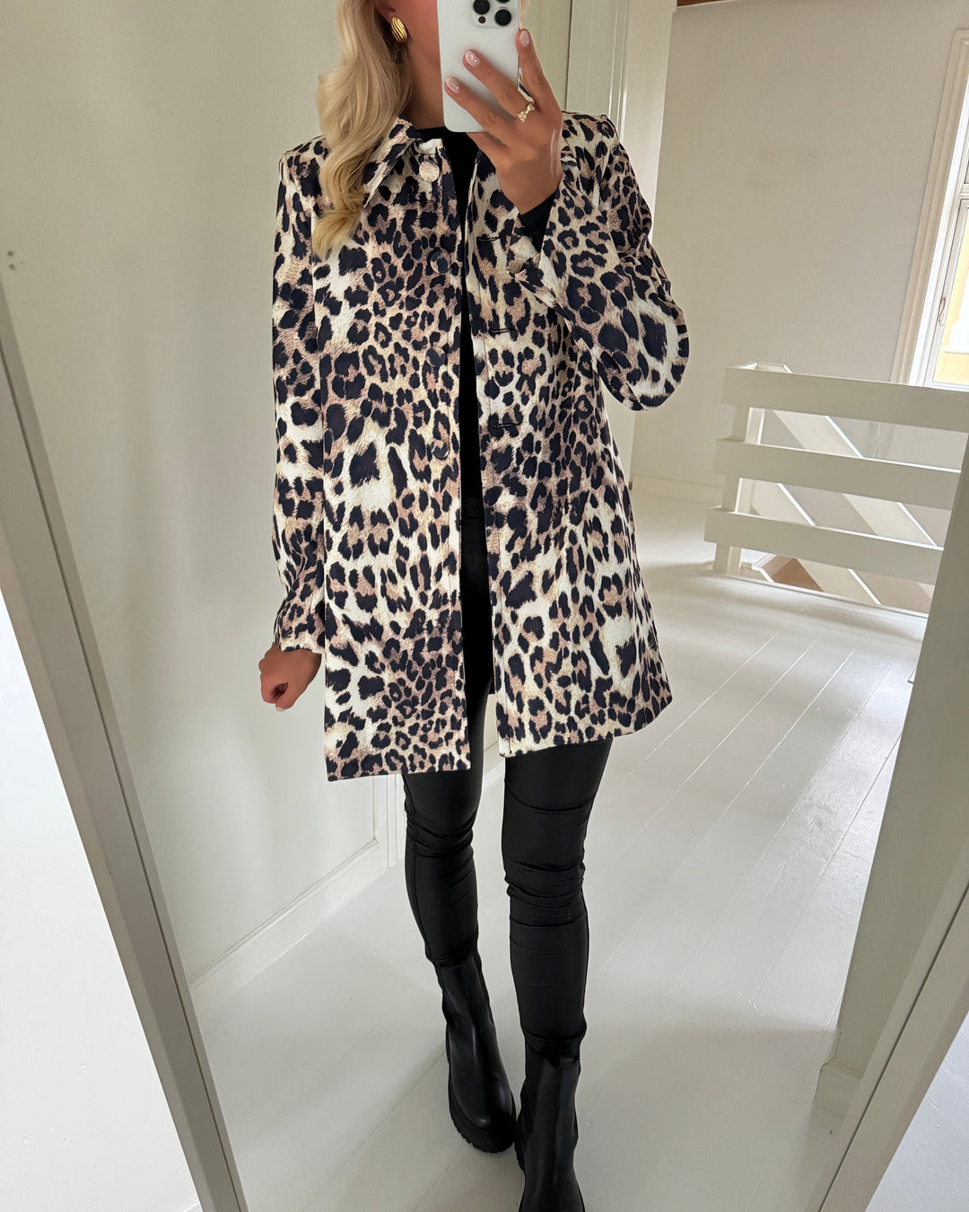 Sister's Point jakke gita leo