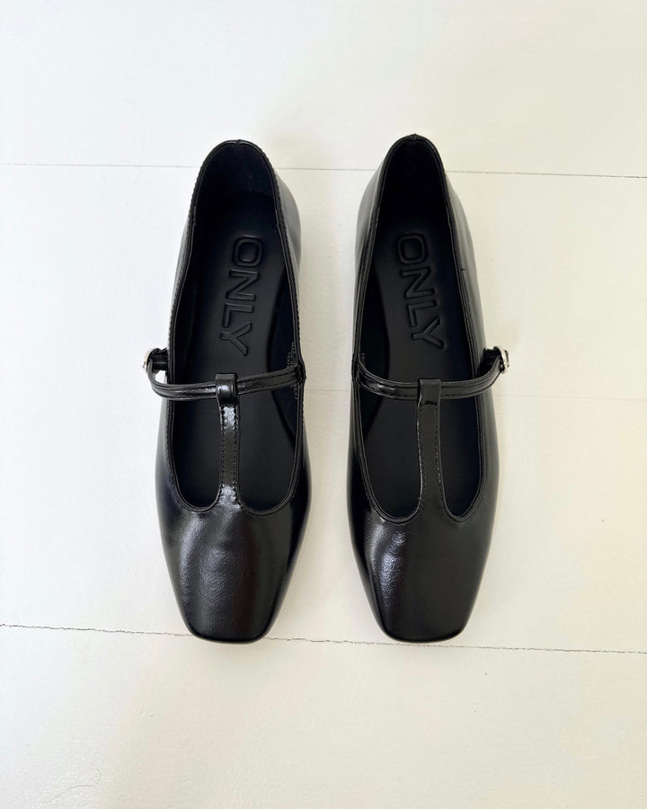 Only ballerina akria-8 pu t-strap black