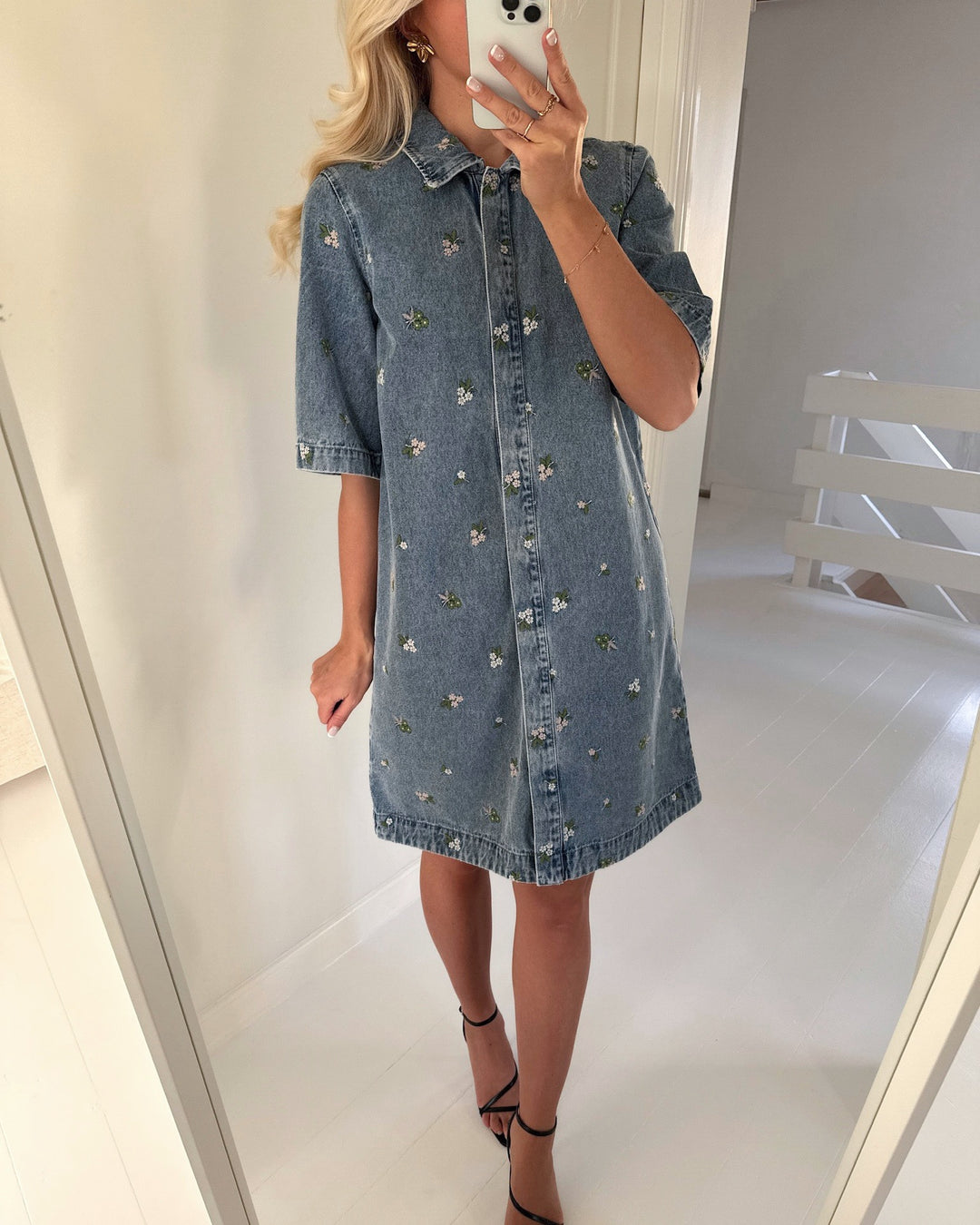 Only kjole vera-belle ss flower light blue deni/flower emb