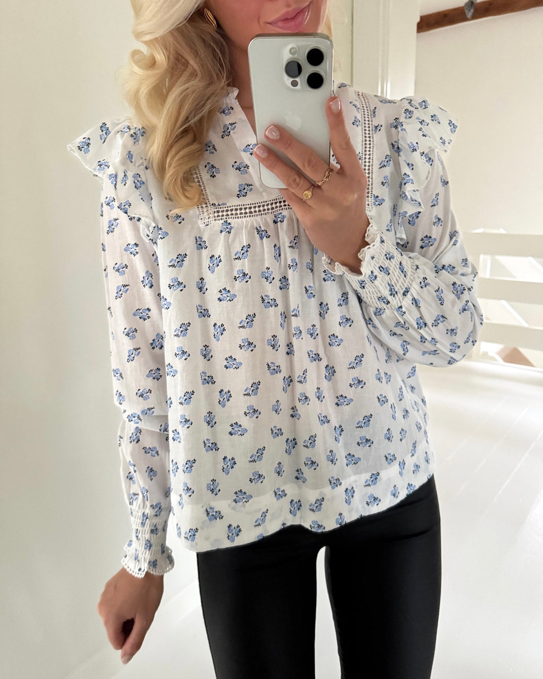 Only bluse idris ls frill cashmere blue mini floral
