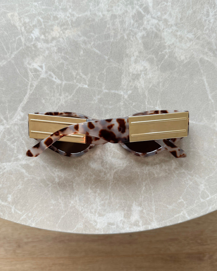 Pieces solbrille louisa box black st2 turtle
