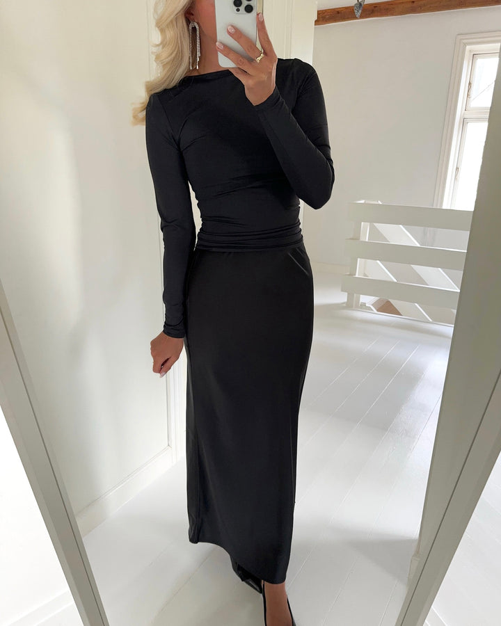 Y.A.S pella nederdel hw maxi black